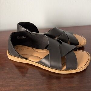 Born BOC Kamryn Womens Size 9 Shoes Black Strappy Comfort Fashion Sandals